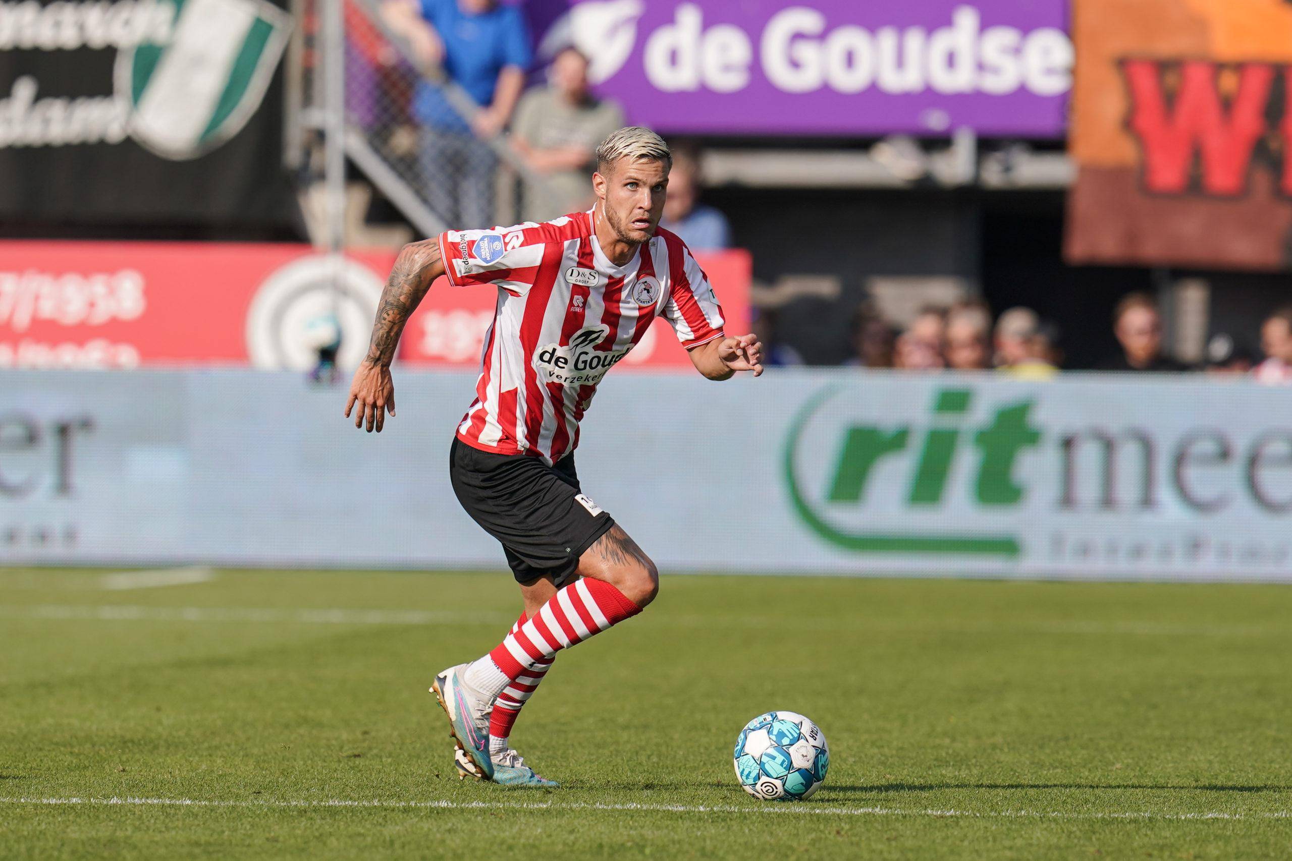 冠赛场上 冠赛场上