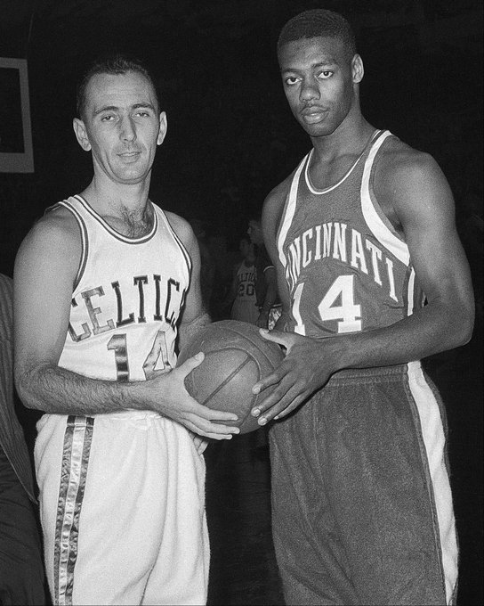 却因临门一 却因临门一